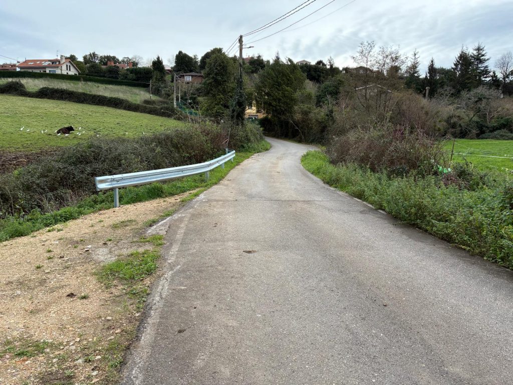 Instalada una barrera de seguridad en el Camino de la Rotella