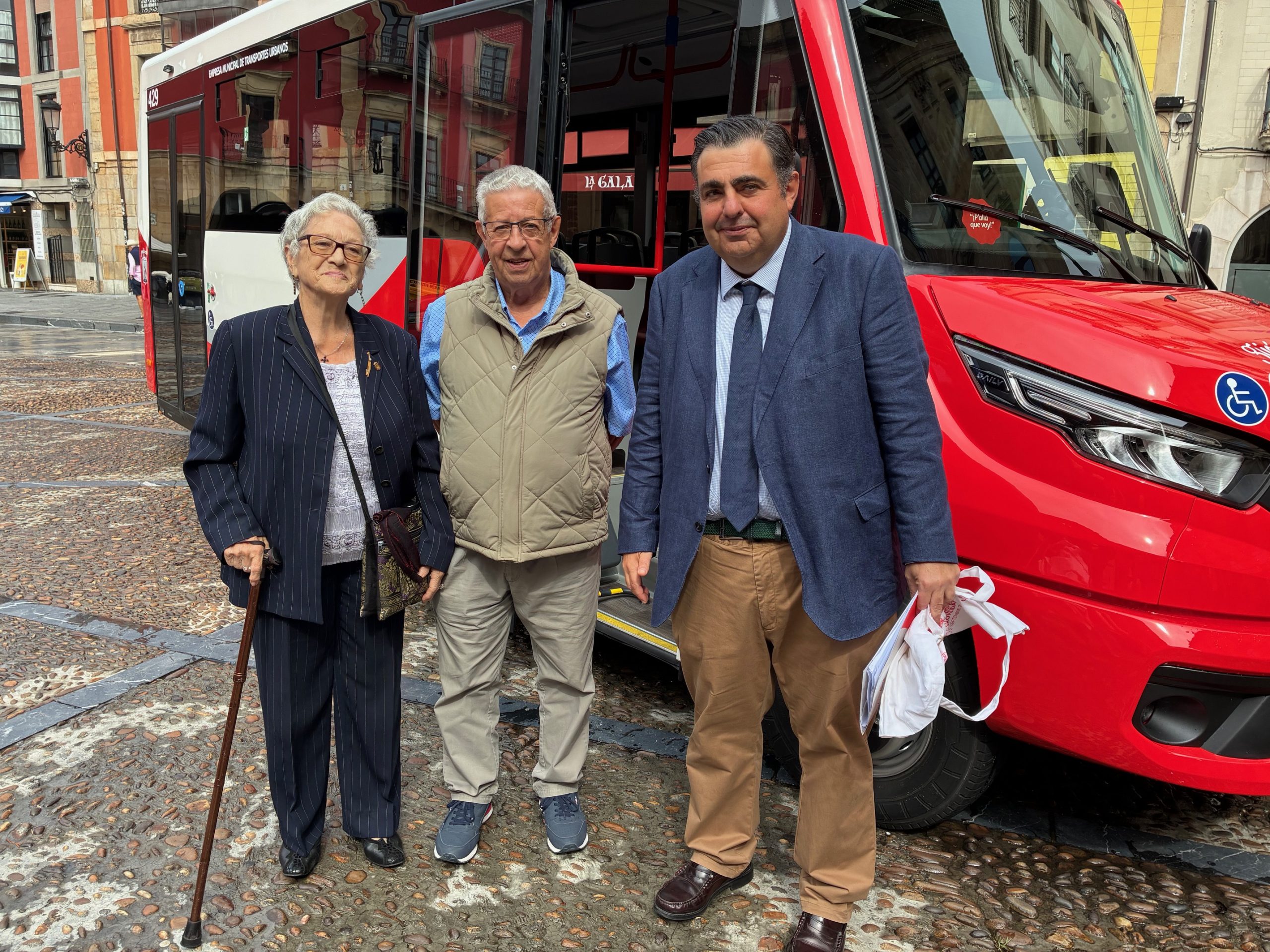 Lee más sobre el artículo Inauguración de la nueva línea M2 entre el Humedal y el Hospital de Cabueñes